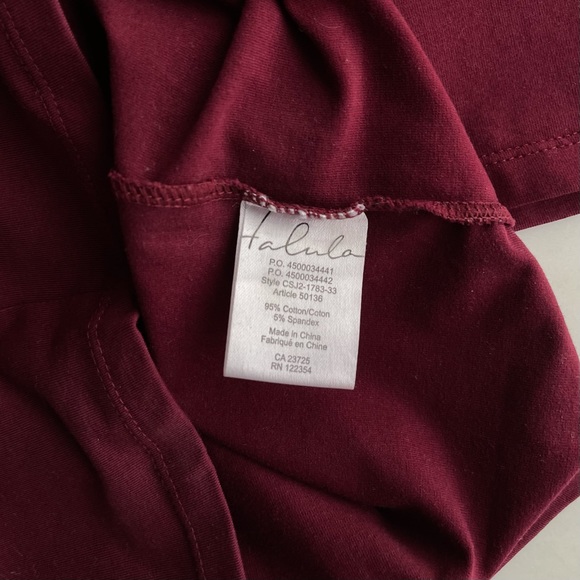 ARITZIA Talula Short Sleeve Crop Top (excellent condition) - Picture 4 of 4